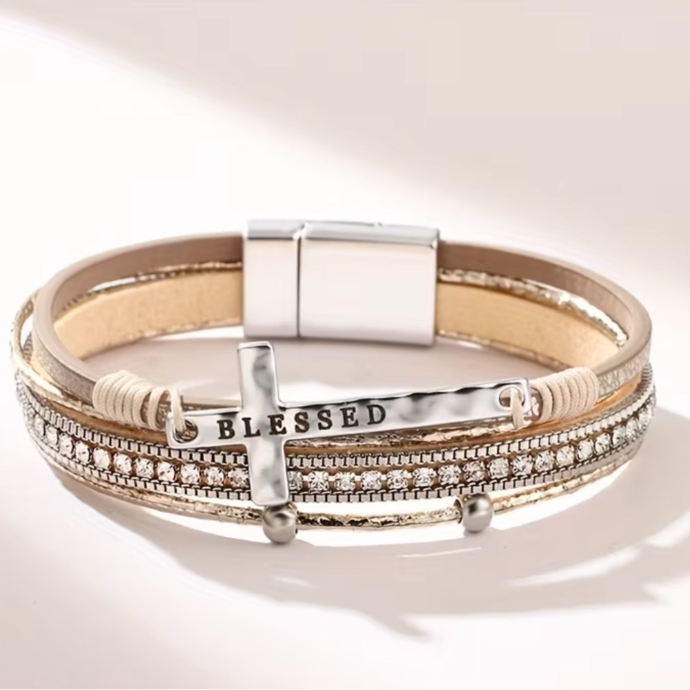Beautiful Faith Based “Blessed” Rhinestone Magnetic Clasp Women’s Bracelet 🌟